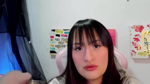 Sarah Ramirez online show from 12/31/24, 03:45
