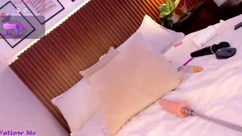 sara online show from 12/05/25, 04:32