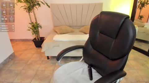 Snapshot of saraa_stormy chatting on 03/15/26, 11:05 saraa_stormy online show from 03/15/26, 11:05