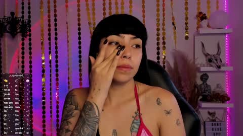 Sara online show from 01/21/25, 11:02