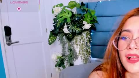 Sara Alvarezx online show from 06/10/26, 04:01