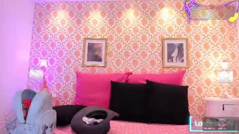 Snapshot of saraavila_ chatting on 06/19/26, 08:56 SaraAvila online show from 06/19/26, 08:56