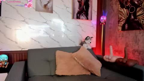 Sara Wolff online show from 10/07/25, 01:58