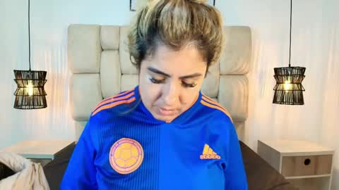 sarablonde_t online show from 06/02/26, 07:27