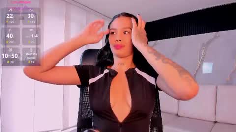 Sara  Everyday From 1430 to 2130 Col Time online show from 07/02/26, 06:25