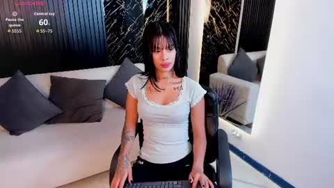 Sara  Everyday From 1430 to 2130 Col Time online show from 07/23/26, 05:44