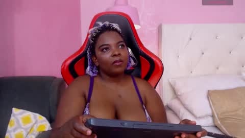 saradunss online show from 09/30/25, 07:41