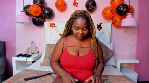 saradunss online show from 10/23/25, 06:17