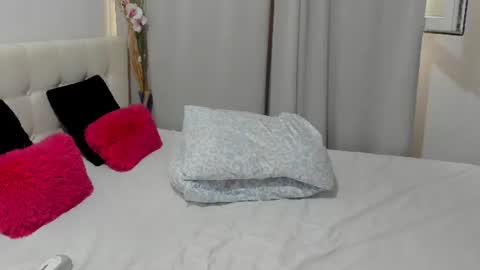 Sara online show from 07/01/26, 03:19