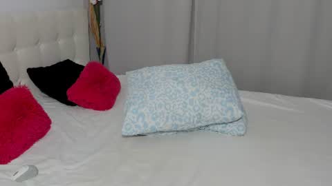 Sara online show from 07/08/26, 03:11