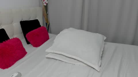 Sara online show from 07/10/26, 04:06