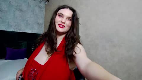 saraelise online show from 09/16/25, 06:36