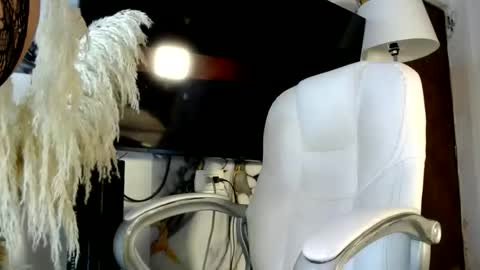 CALL ME LOVE SARITA online show from 09/24/25, 11:46