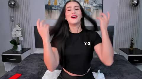  Sara Gomez  online show from 06/01/26, 12:07