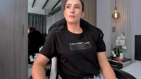  Sara Gomez  online show from 06/10/26, 02:05