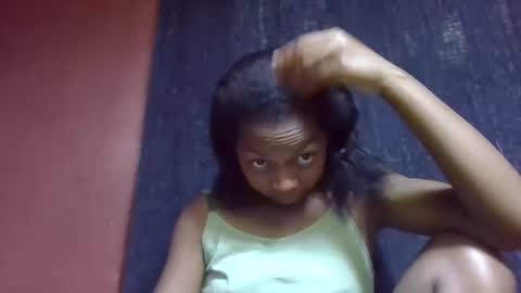 Snapshot of sarah146341 chatting on 03/12/25, 09:02 sarah146341 online show from 03/12/25, 09:02