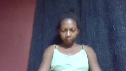 Snapshot of sarah146341 chatting on 03/12/25, 12:04 sarah146341 online show from 03/12/25, 12:04