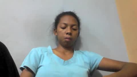 sarah146341 online show from 05/17/26, 04:58