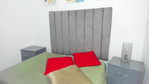 sarah__bigboobs online show from 02/19/25, 04:12