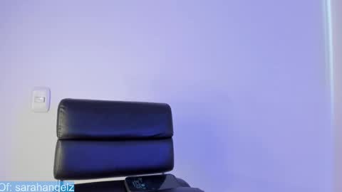 Snapshot of sarah_angelz chatting on 01/10/26, 08:32 Sarah online show from 01/10/26, 08:32