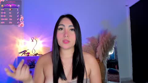 Sarah Valkiria  IG  Sar lanister online show from 12/01/24, 11:47
