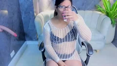 sarah_bay_tx online show from 07/26/26, 12:34
