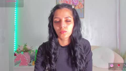 Sara online show from 05/25/26, 07:36