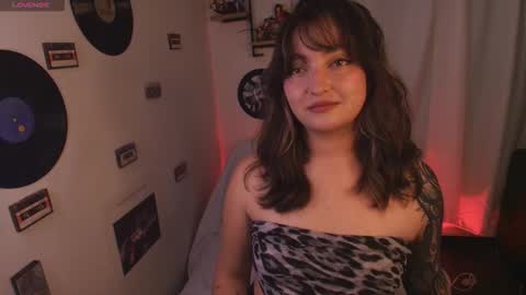 Sara online show from 03/27/26, 04:51