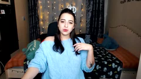 Yours Sarah online show from 02/12/25, 09:54