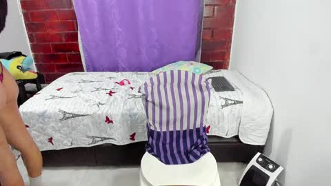 Sarah  online show from 01/25/25, 05:51