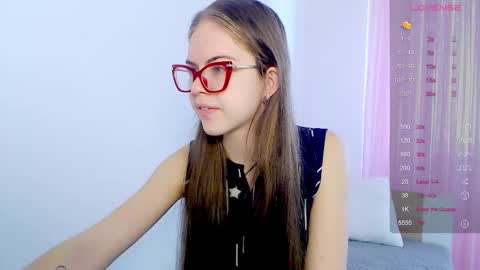 Sarah online show from 11/17/25, 06:30