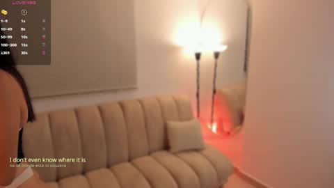 Snapshot of sarah_jacobbs chatting on 06/30/26, 02:45 online show from 06/30/26, 02:45