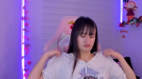 Sarah Ramirez online show from 11/06/25, 03:07