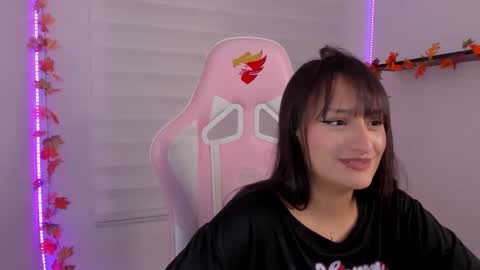 Sarah Ramirez online show from 11/07/25, 04:01