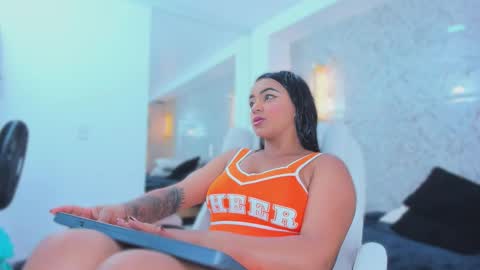 sarah online show from 10/27/25, 12:09