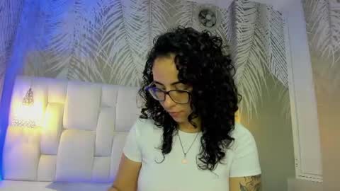 Sarah online show from 07/03/26, 02:18
