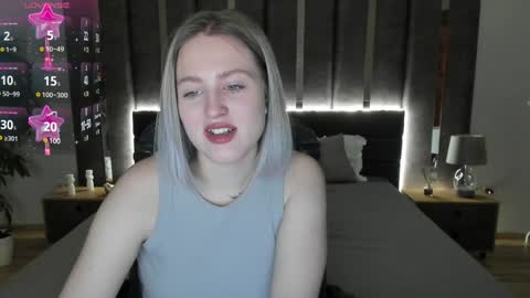 Sarah online show from 12/04/24, 01:03