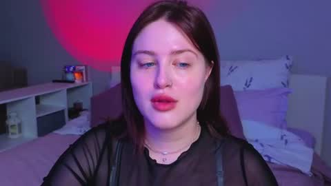 Sarah online show from 06/25/26, 10:47