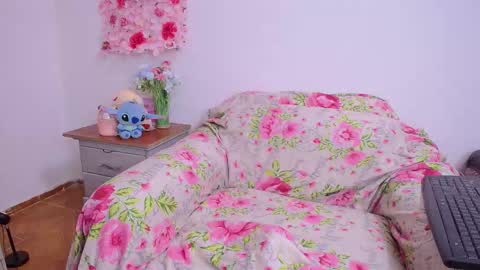 Snapshot of sarahajhoness chatting on 03/05/26, 05:53 sarahajhoness online show from 03/05/26, 05:53