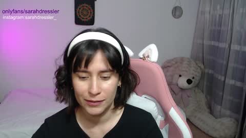 Snapshot of sarahdressler chatting on 01/24/25, 03:43 sarahdressler online show from 01/24/25, 03:43