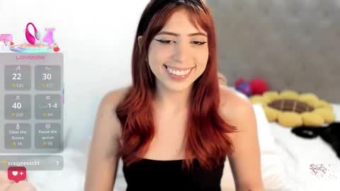 Snapshot of sarahgrant_ chatting on 03/14/26, 12:17 sarahgrant_ online show from 03/14/26, 12:17