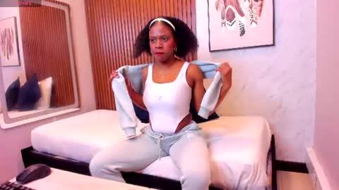 Sarahi pusey online show from 06/24/26, 12:04
