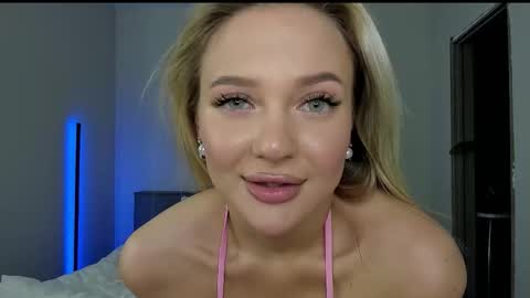 Snapshot of sarahphyllis chatting on 10/21/25, 09:04 sarahphyllis online show from 10/21/25, 09:04