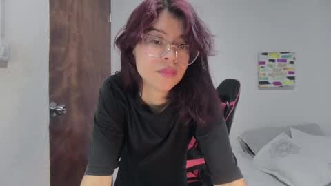 Sarah  online show from 05/09/26, 03:50