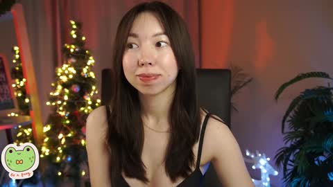 vacation 16-30 of november caucht me in insta online show from 01/03/25, 05:28