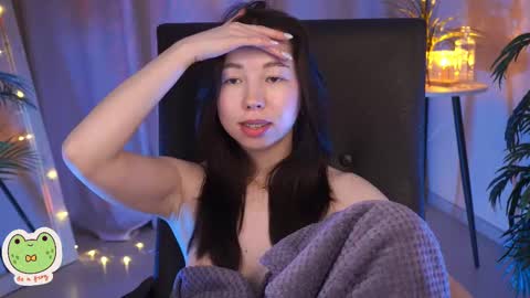 vacation 16-30 of november caucht me in insta online show from 02/09/25, 08:44