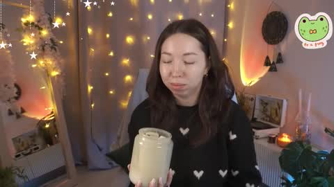 vacation 16-30 of november caucht me in insta online show from 10/06/25, 05:49