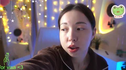 vacation 16-30 of november caucht me in insta online show from 10/19/25, 05:41