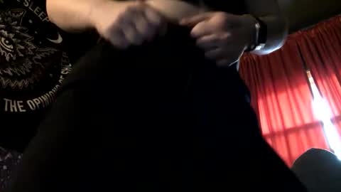 sarahsweetie17 online show from 09/16/25, 09:38