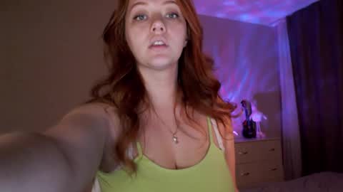 Sarah online show from 12/24/24, 03:58